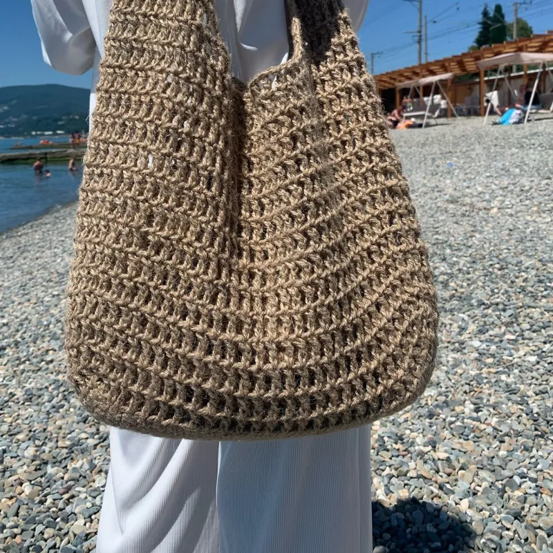 Crochet Market Tote Bag Pattern (Textured Granny-Style Strap Tote)
